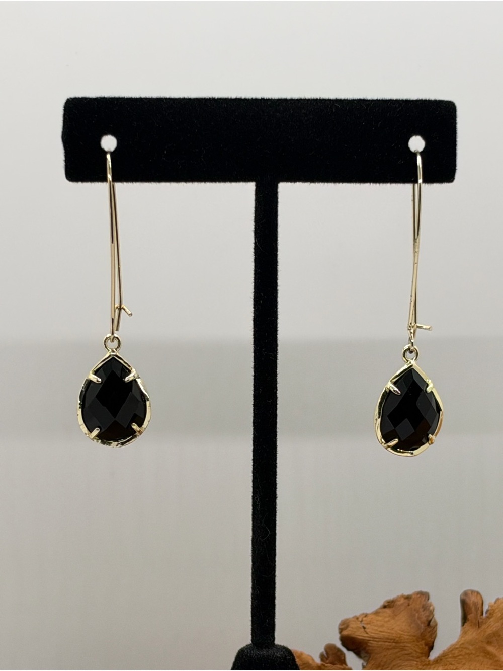 Kendra Scott Gold Dee in Black Glass